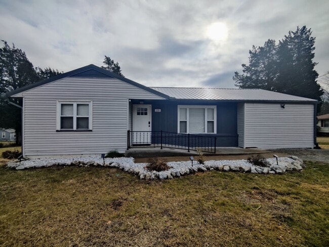 property at 220 E Hendron Chapel Rd