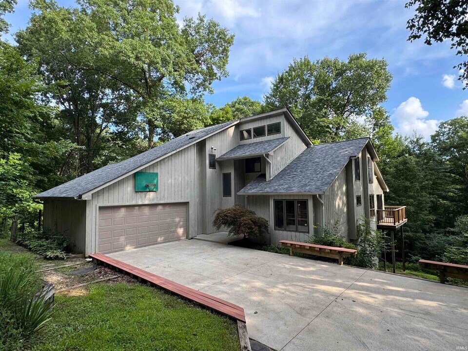 3516 E Old Myers Rd in Bloomington, IN - Building Photo