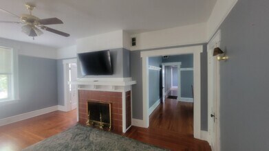 148 W 6th St in Jacksonville, FL - Building Photo - Building Photo