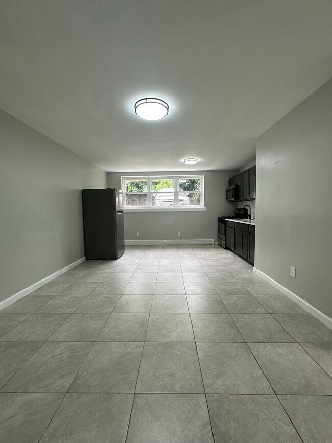 Birchwood Gardens in Plainfield, NJ - Building Photo - Building Photo