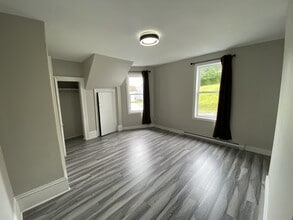 28 Victoria St W in Saint John, NB - Building Photo - Building Photo