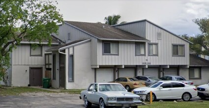 Habitat II in Lauderhill, FL - Building Photo - Building Photo