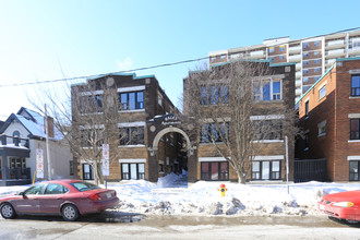 Royal & Wales Apartments in Kitchener, ON - Building Photo - Building Photo