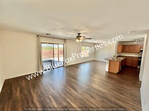 6863 S Cottontail Run Ave in Tucson, AZ - Building Photo - Building Photo