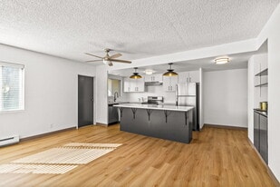 Patterson Tower in Eugene, OR - Building Photo