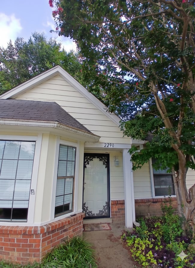 property at 2290 Hometown Dr