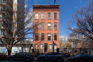 347 Greene Ave in Brooklyn, NY - Building Photo
