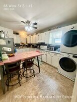 68 Weir St S in Hamilton, ON - Building Photo