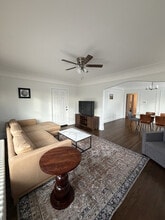 906 W Keith Ave in Waukegan, IL - Foto de edificio - Building Photo