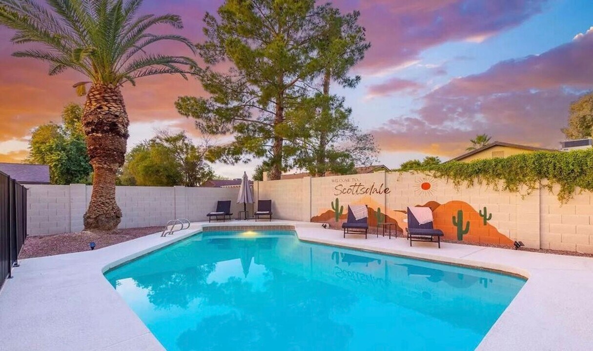 4840 E Hearn Rd in Scottsdale, AZ - Building Photo