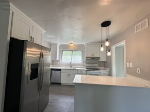 588 Windsor Gate Rd in Virginia Beach, VA - Building Photo - Building Photo