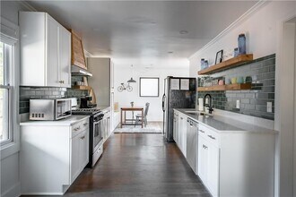 484 Glenwood Pl SE in Atlanta, GA - Building Photo - Building Photo