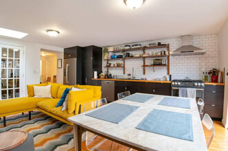 649 DeKalb Ave in Brooklyn, NY - Building Photo - Building Photo