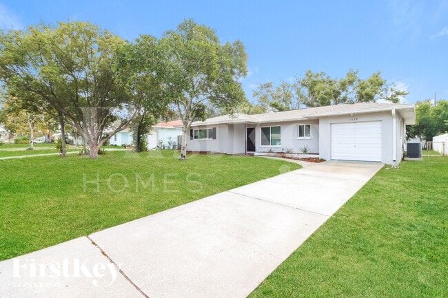 1429 Satsuma St in Clearwater, FL - Building Photo - Building Photo