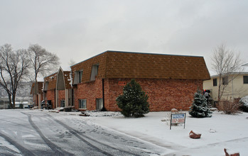 Sparrow Apartments in Colorado Springs, CO - Building Photo - Building Photo