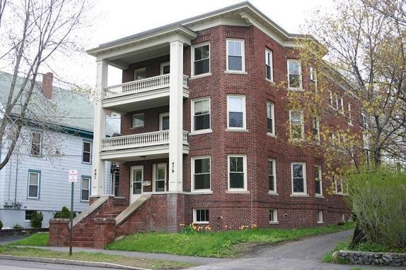 479-481 Saint Johns St in Portland, ME - Foto de edificio - Building Photo