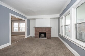 4820 E 84th St-Unit -Down in Garfield Heights, OH - Building Photo - Building Photo