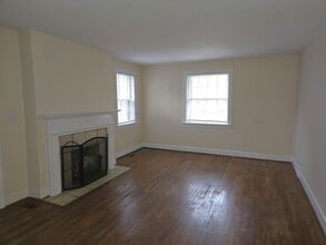 213 Boiling Springs Dr in Lexington, KY - Building Photo - Building Photo