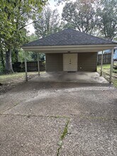 8375 Rembrook Dr in Memphis, TN - Building Photo - Building Photo
