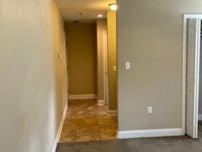 115 Jakes & Patterson St in Tallahassee, FL - Foto de edificio - Building Photo