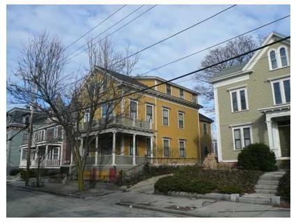 89 Oak St in Providence, RI - Foto de edificio