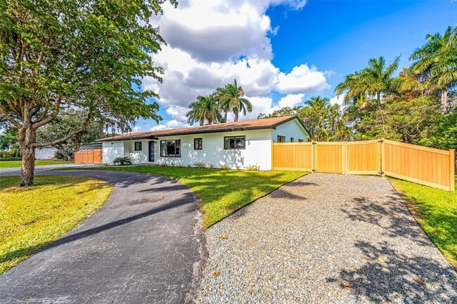 property at 535 N Biscayne River Dr