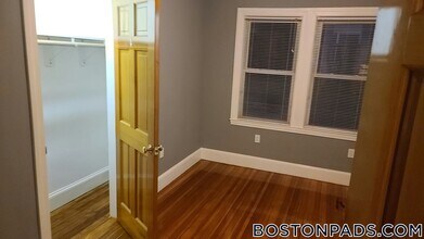 200 Hyde Park Ave in Boston, MA - Building Photo - Building Photo