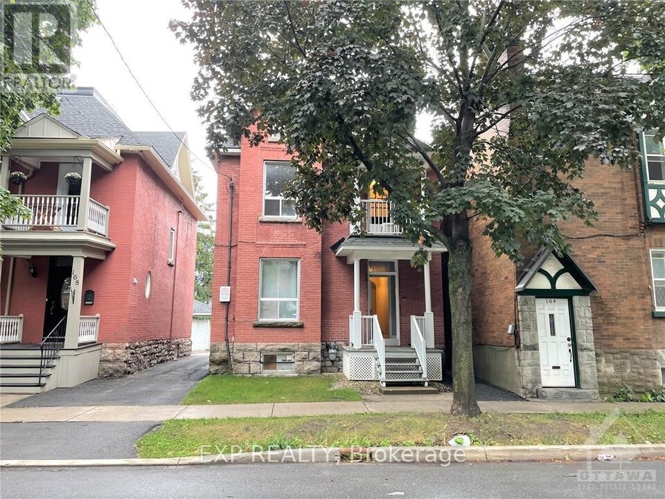 166 Stewart St in Ottawa, ON - Building Photo