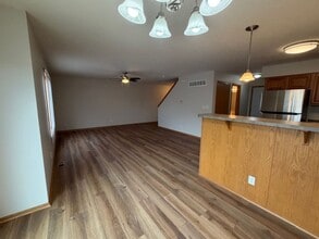 1661 SW 27th St in Lincoln, NE - Building Photo - Building Photo