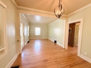 18 Harwood Pl in Bloomington, IL - Building Photo - Building Photo