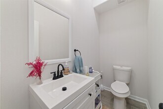 5111 Firnat St in Houston, TX - Building Photo - Building Photo