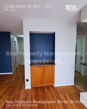 22108 Dante St in Oak Park, MI - Building Photo - Building Photo