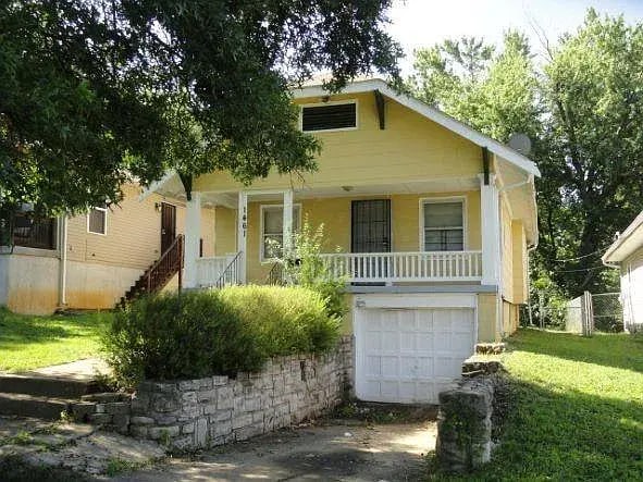 1461 E 66th Ter in Kansas City, MO - Building Photo - Building Photo