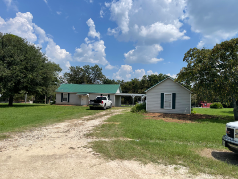 1082 county Rd in Rainbow, TX - Building Photo