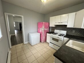 1948 E Monmouth St in Philadelphia, PA - Building Photo - Building Photo