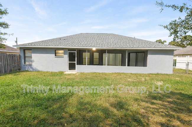 10348 Belltower St in Spring Hill, FL - Building Photo - Building Photo