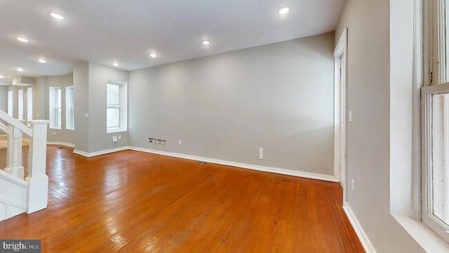 135 S 54th St in Philadelphia, PA - Building Photo - Building Photo