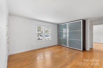 918 McAlway Rd in Charlotte, NC - Building Photo - Building Photo