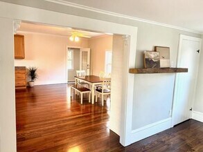 326 Fish Rd in Tiverton, RI - Building Photo - Building Photo