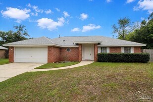 1713 Cahaba Cir in Pensacola, FL - Building Photo