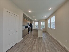 557 Raglands Rd in Leander, TX - Building Photo - Building Photo