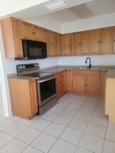 4776 Carver St in Greenacres, FL - Building Photo - Building Photo