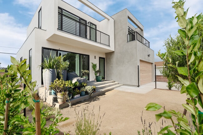 property at 12127 Lucile St