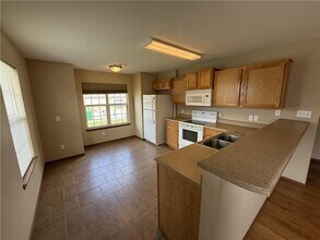 213 Foxglove St in Centerton, AR - Building Photo - Building Photo