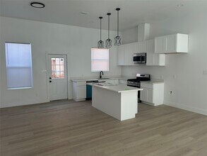 8203 Sparta St in Houston, TX - Building Photo - Building Photo