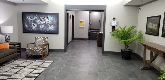 113 W Wayne St, Unit 410 in Fort Wayne, IN - Foto de edificio - Building Photo
