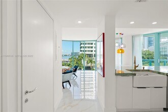 6000 Indian Creek Dr in Miami, FL - Foto de edificio - Building Photo