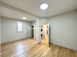 5 Margaret St, Unit 2 in Boston, MA - Building Photo - Building Photo