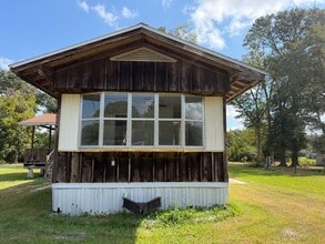 310 12th St in Kinder, LA - Building Photo - Building Photo