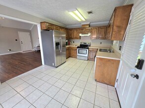 63 Lilly Pad Cir in Millbrook, AL - Building Photo - Building Photo